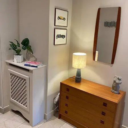The Two Palms - Modern Flat In The Centre W 2 Beds Apartment
